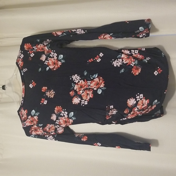 a:glow maternity jersey knit long sleeve size medium navy with pink flowers - Picture 3 of 3